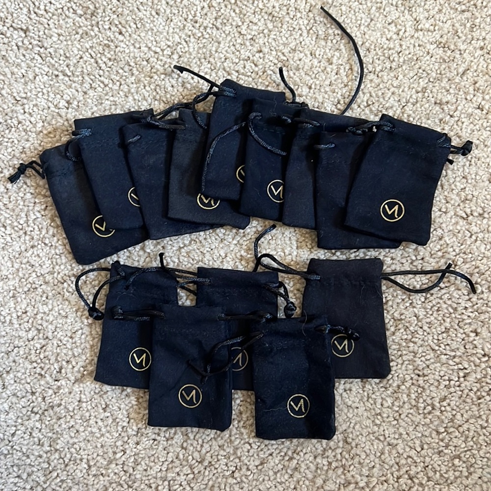 3 Small Mejuri Dust Bags - 2 x 3in